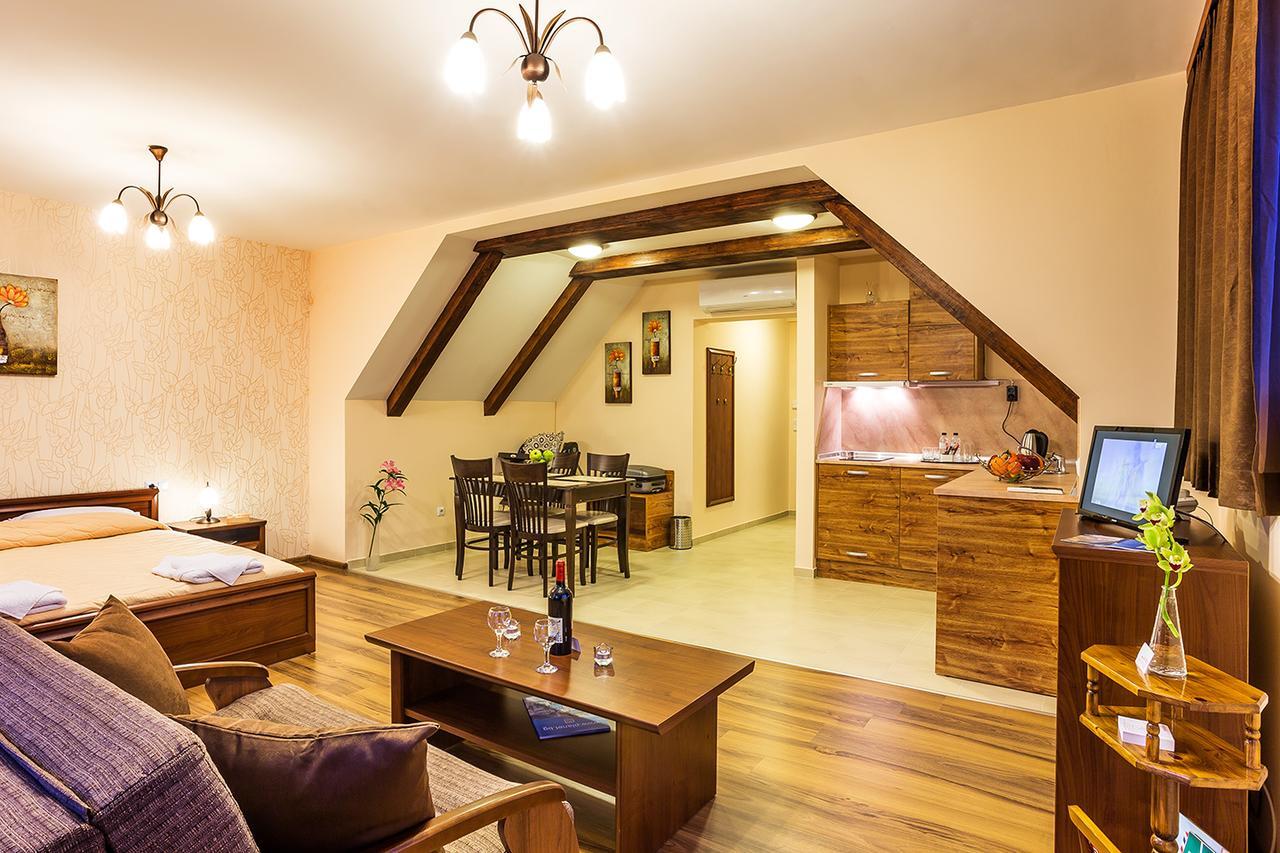 Rosen Aparthotel