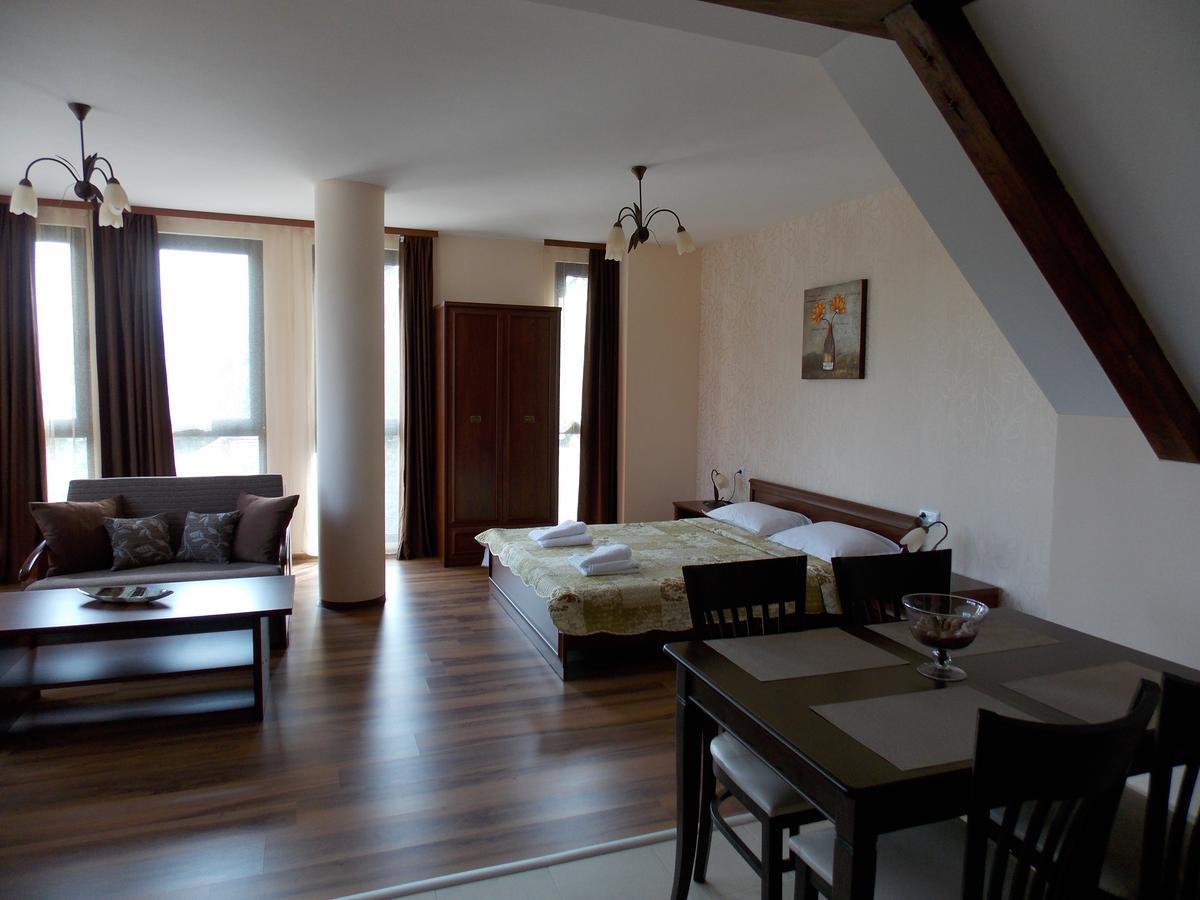 Rosen Aparthotel 3*